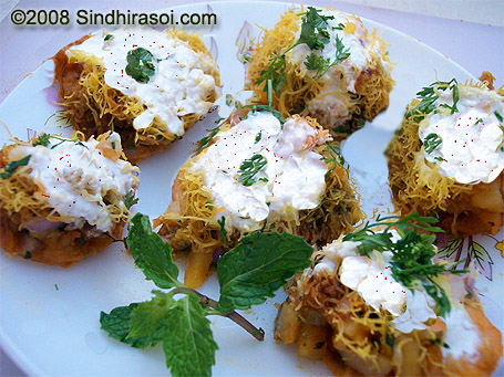 Dhai sev puri