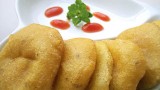 Aloo Bhaji or alu ke pakore or patatey ja pakora