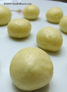 gulabjamun_uncooked